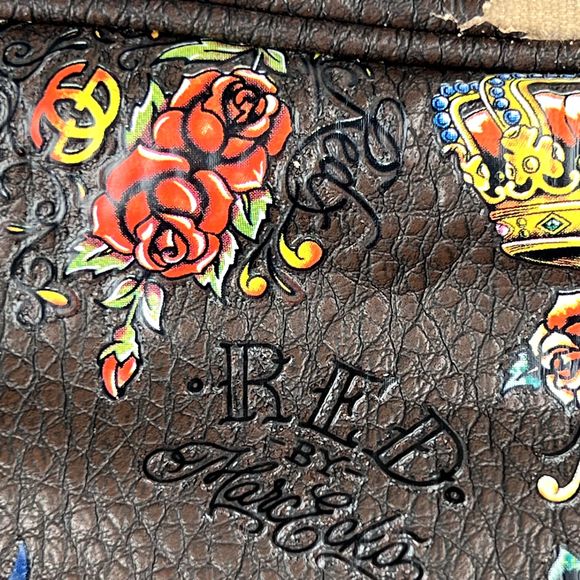 Vtg Red by Marc Ecko Sz 7"x5"x2" Handbag Clutch Buckles Brown Roses Crown Birds - Picture 10 of 16